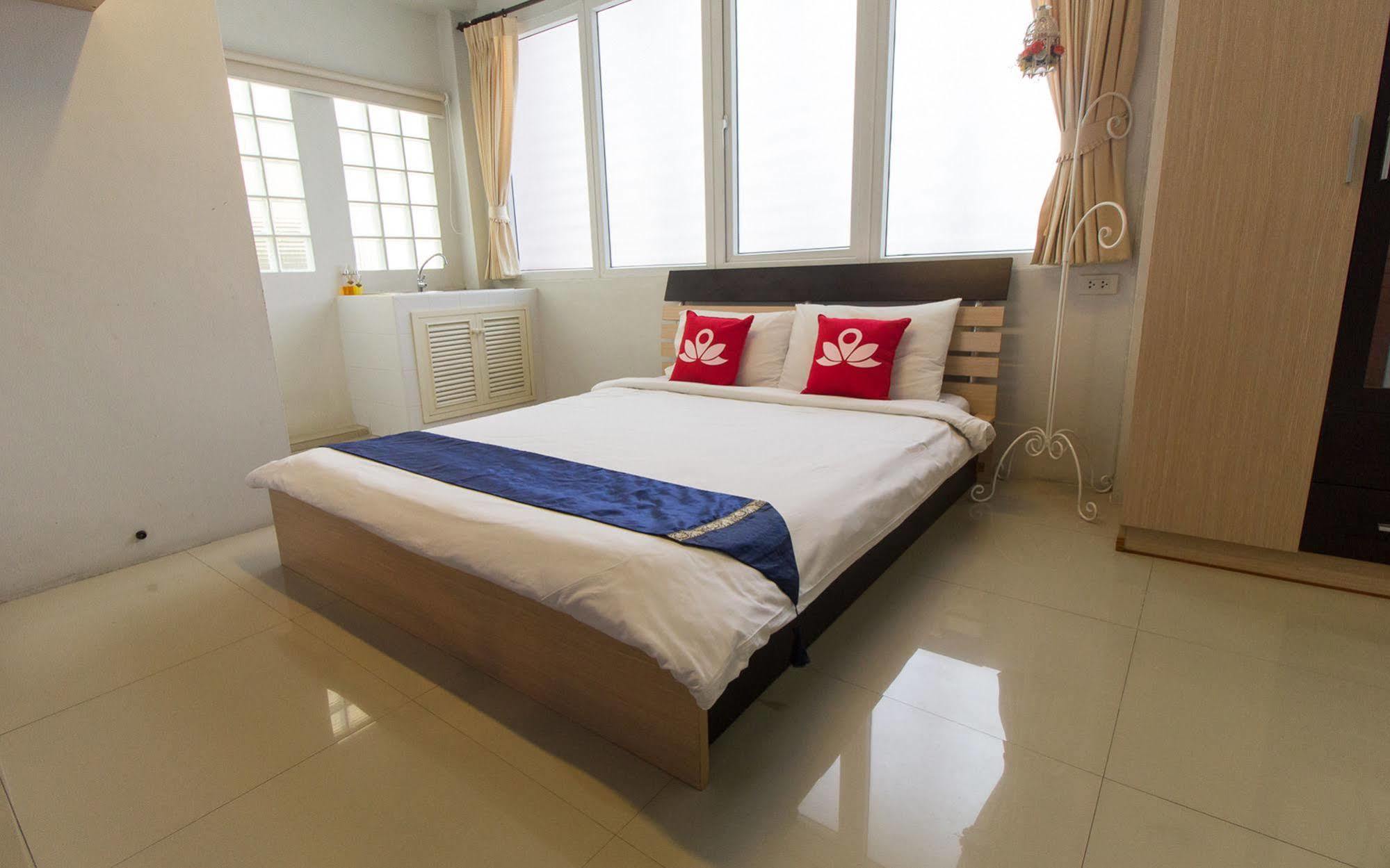Zen Rooms Damrongrak Road Bangkok Extérieur photo
