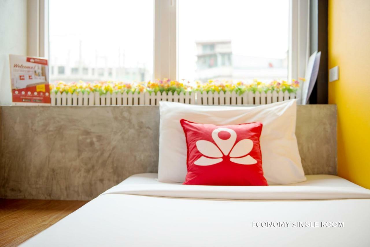 Zen Rooms Damrongrak Road Bangkok Extérieur photo